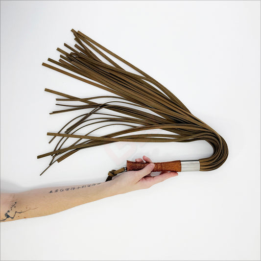 Kinky Elves Suede Flogger – Large